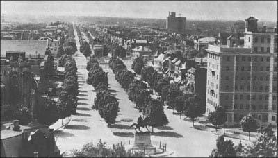 Historic view of Monument Avenue