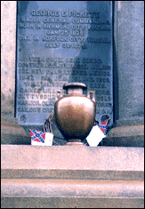 The General and his lady, together again